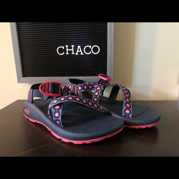 Womens Chaco Size 8 Marquise Pink 